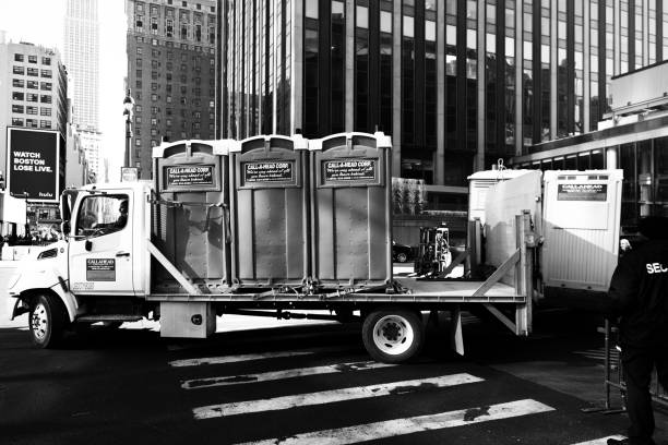 Porta potty delivery and setup in Florence, SC